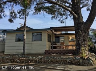 2437-39 Oxford Ave, Cardiff, CA 92007