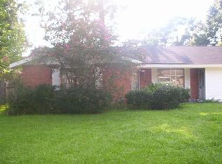 746 Fontainbleau Dr, Baton Rouge, LA 70819