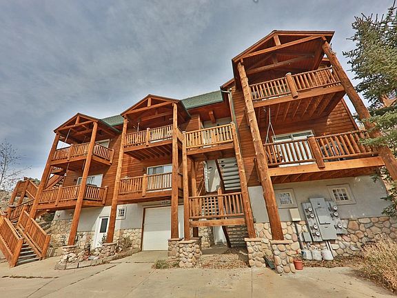 3rd image of 186 Hi Country Dr #202