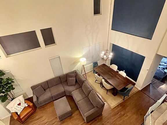 2nd living room