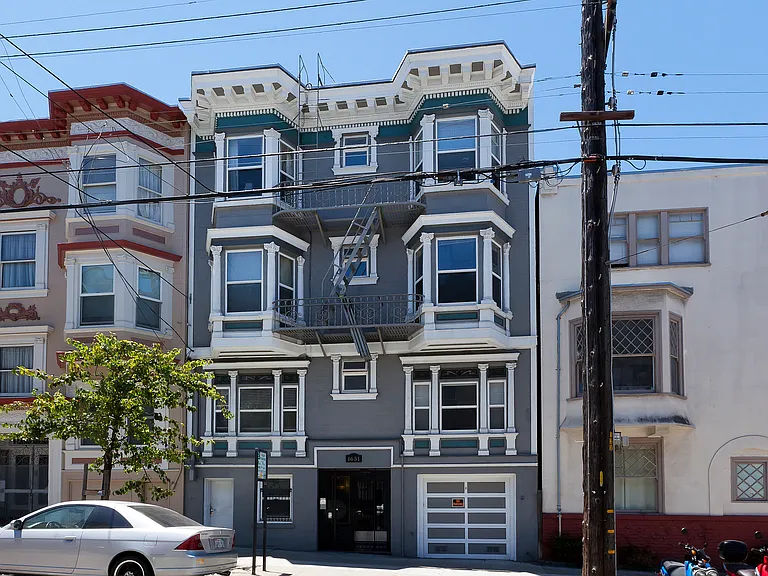 1651 Larkin St #8 — Photo 6