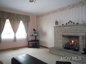 3rd image of 3918 11th Ave
