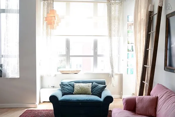 Rented by Level Group | media 22