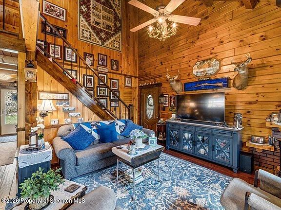 5th image of 726 Tripp Lake Rd