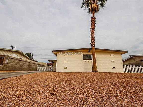 3rd image of 4666 Sheppard Dr