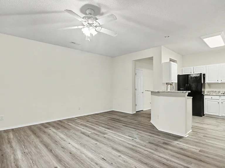 113 Olde Towne Way #3 — Photo 5