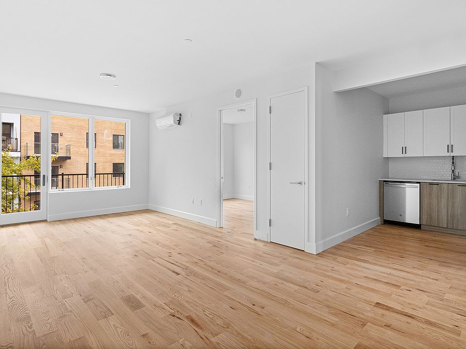 1st image of 65 Woodbine St APT 4B