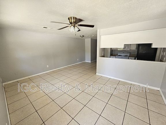 2nd image of 1720 Palmetto St