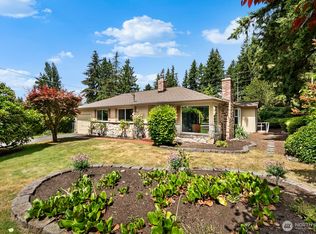 852 NE 194th St, Seattle, WA