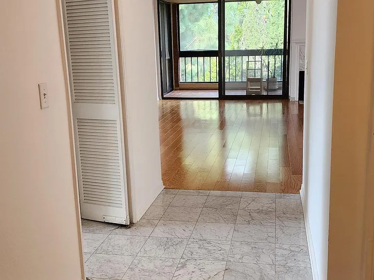 4477 Wilshire Blvd #310 — Photo 6