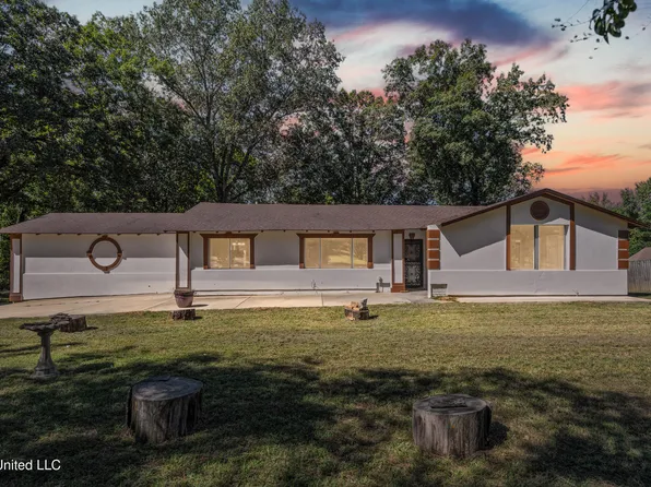 7133 Stanley Dr, Olive Branch, MS 38654