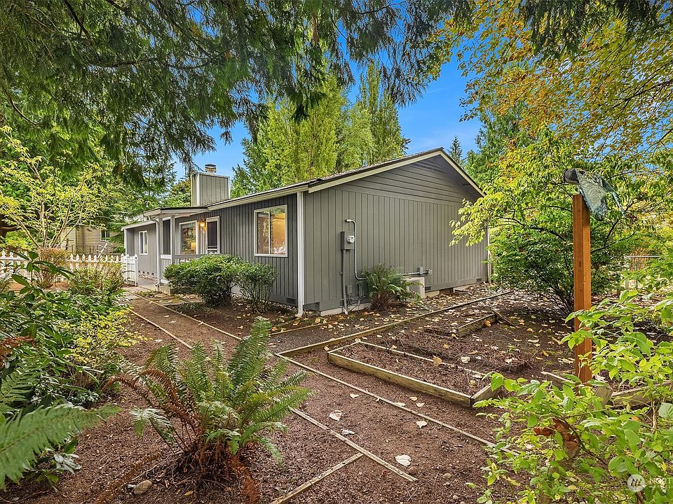 1st image of 19245 Lago Place NE