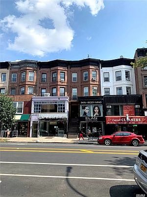 1st image of 147 7th Ave #1