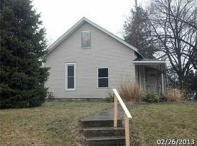 1st image of 433 E Poplar St