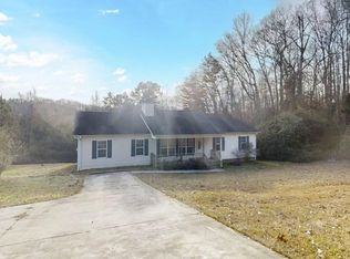 266 Old Oak Valley Rd, Toccoa, GA 30577