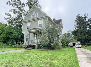 218 W Green St, Hastings, MI