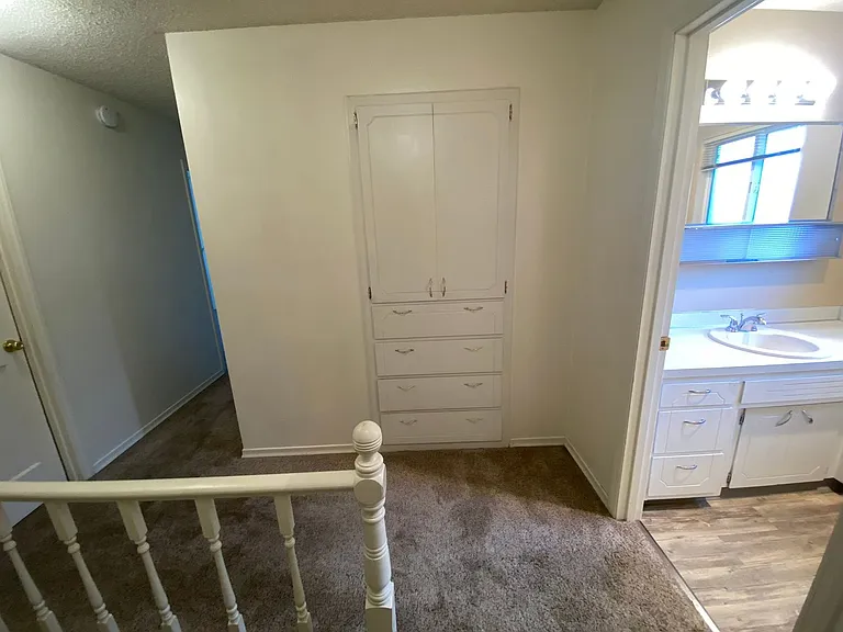 1404 N Brook Ct — Photo 13