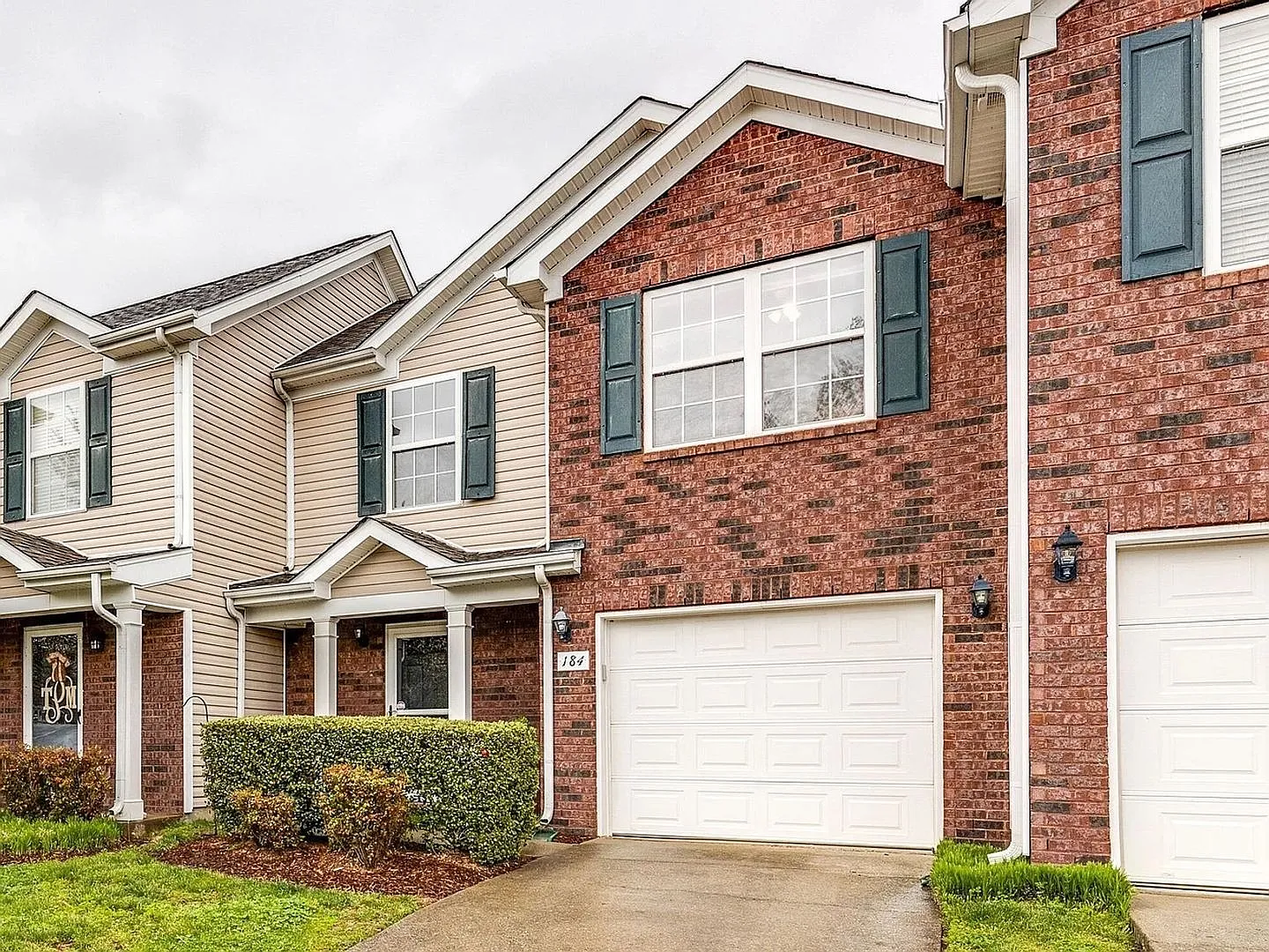 Charming 2BR Townhome in Nashville — Photo 2