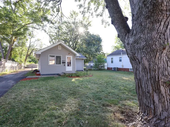 2617 53rd St, Des Moines, IA 50310