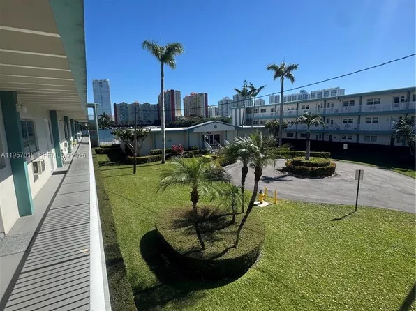 3923 NE 166th St #N208, North Miami Beach, FL 33160