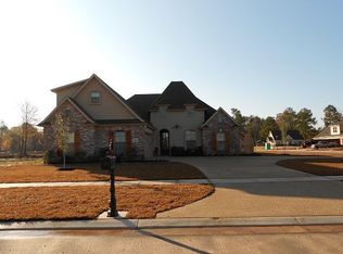 247 Danielle Dr, Benton, LA 71006