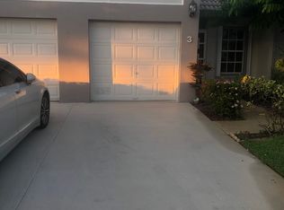 9071 Tracy Ct APT 3, Boca Raton, FL 33496