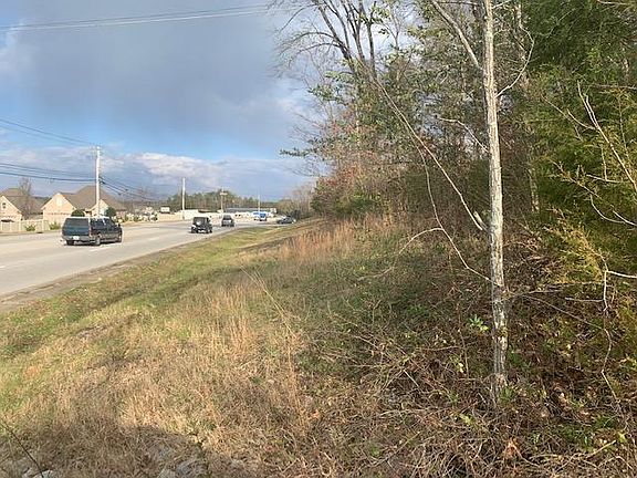 2nd image of 7218 Hixson Pike