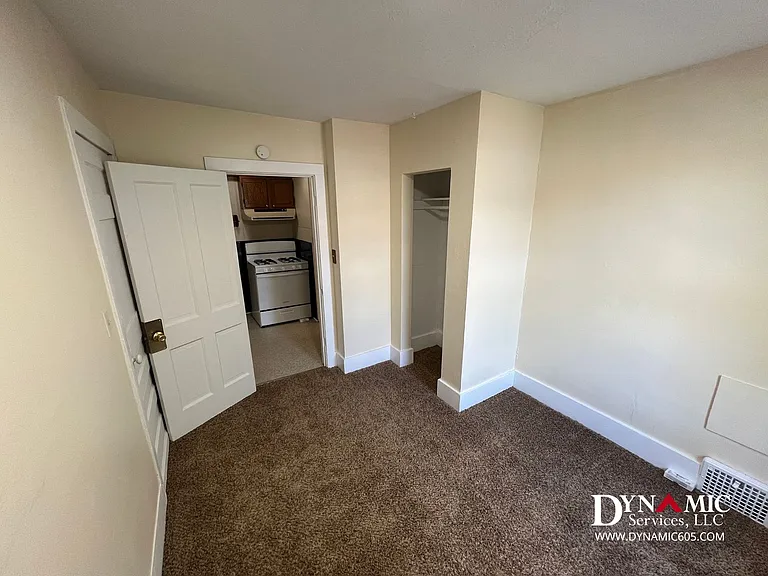 434 N Spring Ave | All Utilities Paid by Landlord — Photo 41
