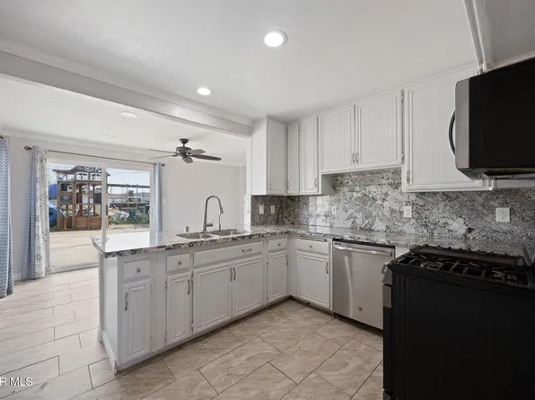 2930 Acacia St, Rosamond, CA 93560