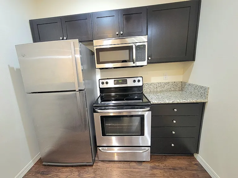 J0442 - Provi — Photo 18