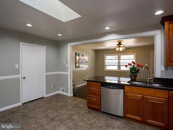 4th image of 3712 Chico Ct