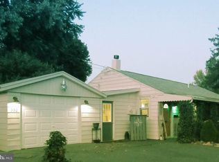 552 N Enola Dr, Enola, PA 17025