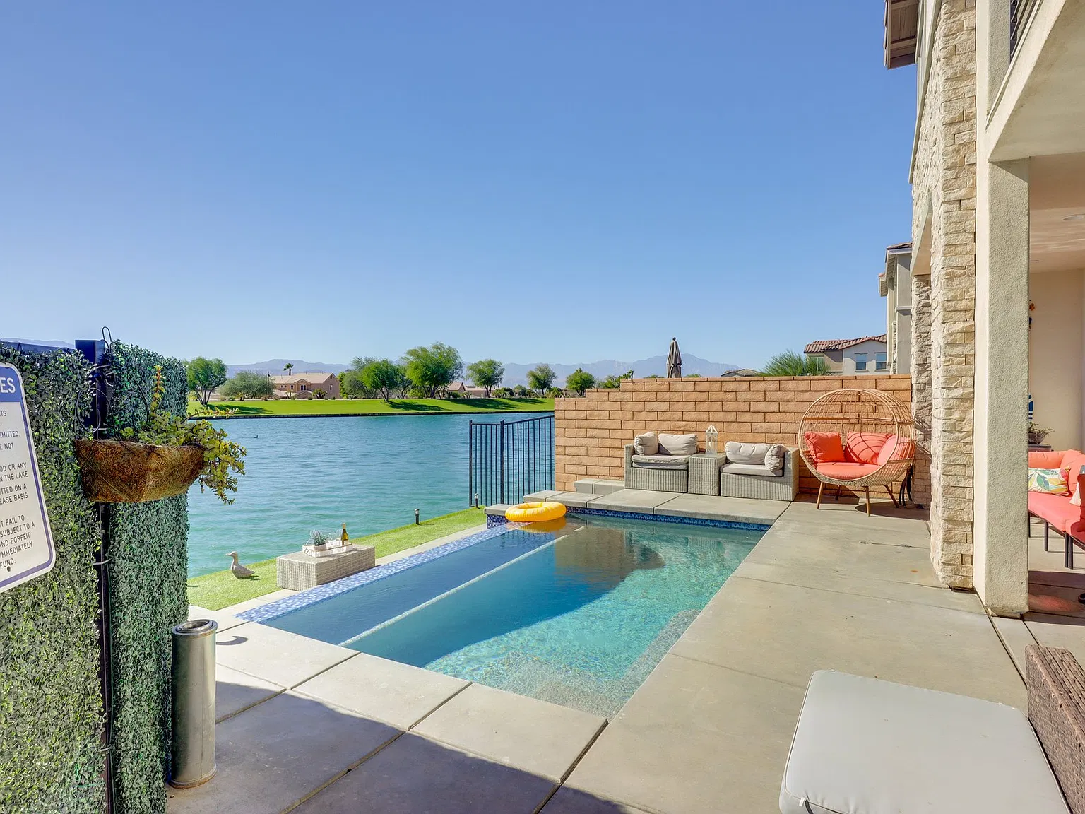 4 bed, 4.5 bath, 2697 sqft, $6,785 — Photo 3