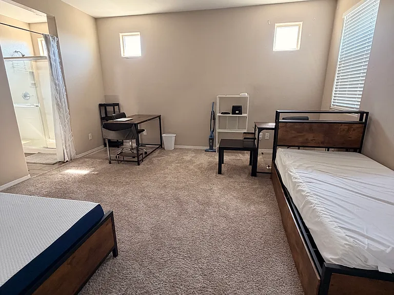 Primary bedroom, occupy 2 beds.