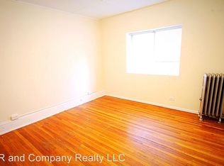 202 Pearl St APT 2R, Springfield, MA 01105