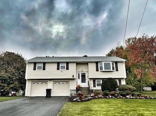 11 Poplar Dr, South Windsor, CT 06074