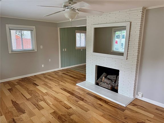 4th image of 2808 Hazelwood Ave