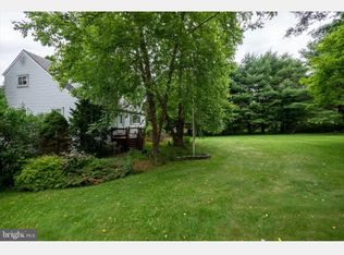 167 Old Stagecoach Rd #B, Gilbert, PA 18331