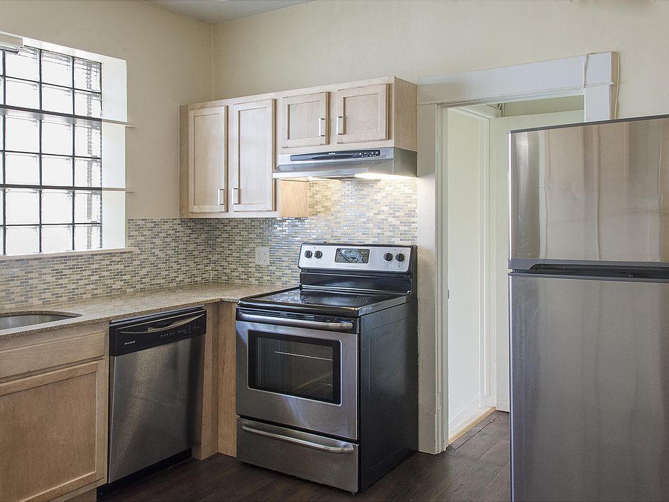 1045 14th Street A Kitchen