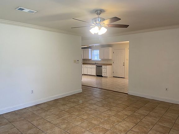 4th image of 2123 Colorado St