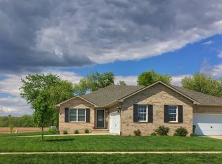 608 Parkview Dr, Rochester, IL 62563