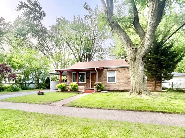 7745 Birch Dr, Hammond, IN 46324