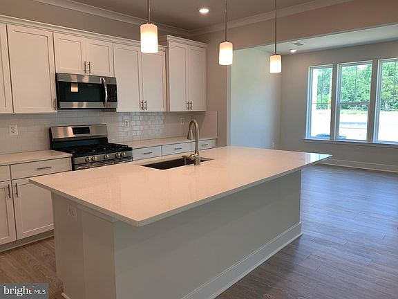 3rd image of 26262 Milby Cir