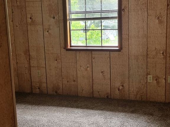 2nd image of 347 Watson Rd APT 19