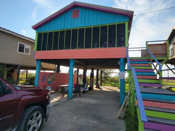 8066 Redfish St, Chauvin, LA 70344