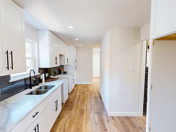 5th image of 5737 Everglade Rd