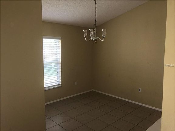 5th image of 909 44th St E