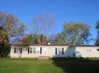 467 Sycamore Rd, Walkerton, IN 46574