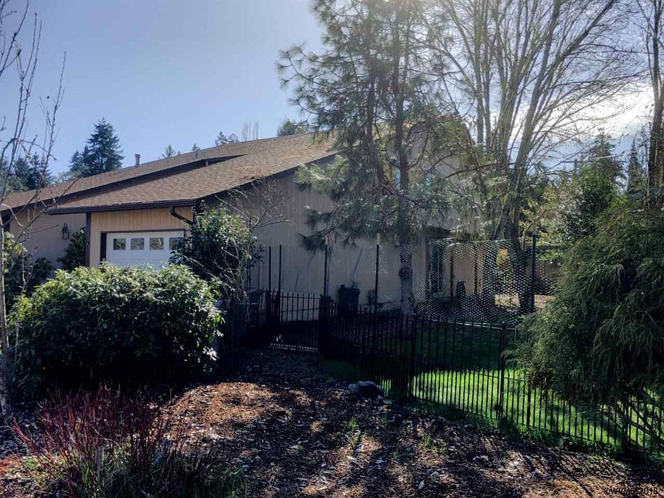 1st image of 1680 SW Country Club Pl