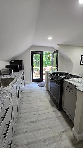 6585 Lovers Ln Photo 1